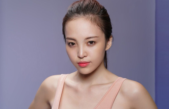 My Lê, gương mặt quen thuộc ở nhiều sàn diễn thời trang Việt là thí sinh cuối cùng được Lan Khuê gọi tên. Thí sinh từng lọt Top 25 Siêu mẫu Việt Nam 2013, Miss Ngôi sao 2014.