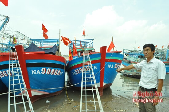 Những chiếc tàu mang tên 67 của ngư dân xã Quỳnh Lập, huyện Quỳnh Lưu. Ảnh: Nguyễn Hải