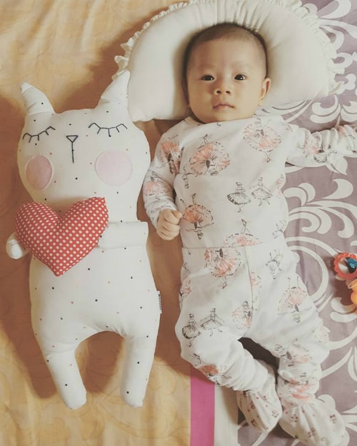 Bé Meo 20 tuần tuổi nặng 7kg và cao 67,3cm.