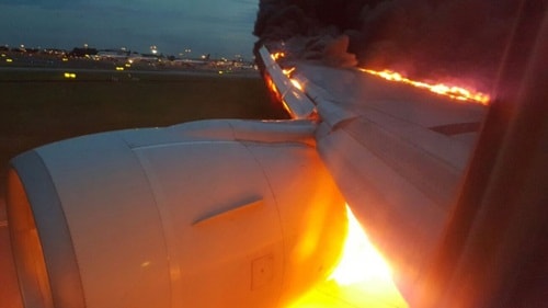 The right wing of SQ368 caught fire after landing at Changi Airport on Monday morning (Jun 27).