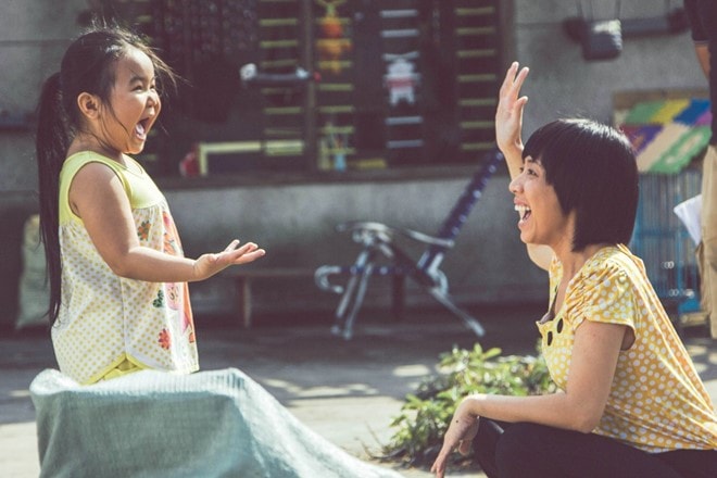 Hai diễn viên chính trong phim là bé Kim Thư và 