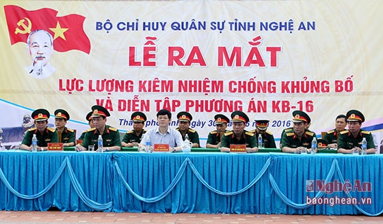 Các đại biểu tham dự lễ thành lập.
