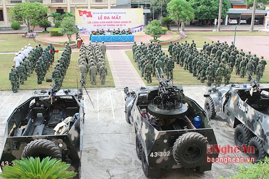 Toàn cảnh lễ ra mắt.