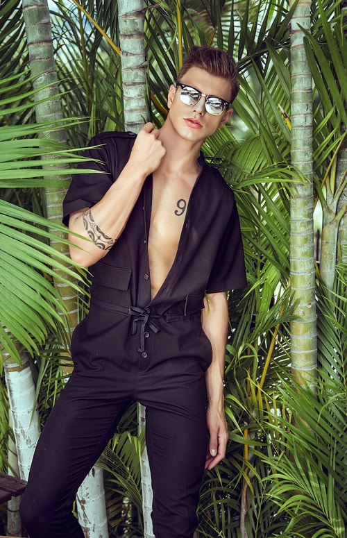 lilly-luta-khoe-dang-nuot-na-cung-ao-tam-sexy-3
