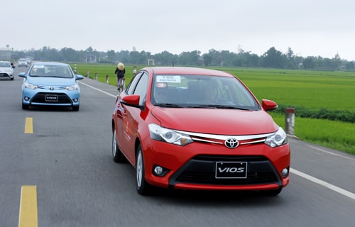  Vios cùng Altis đều giảm giá.