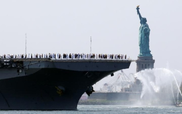  Bức tượng Nữ thần Tự do là quà tặng từ nước Pháp nhân dịp ngày quốc khánh Mỹ 4/7. Ảnh: Reuters.