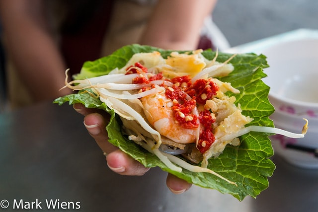 Blogger Mỹ, món ngon, Sài Gòn, bánh xèo, bún riêu, bánh mỳ