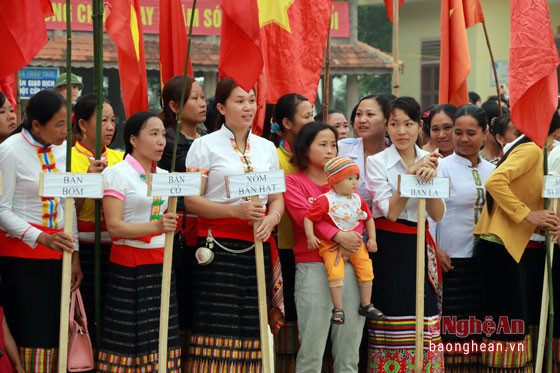 Người dân huyện Quỳ Hợp tham dự Chiến dịch Dân số năm 2016