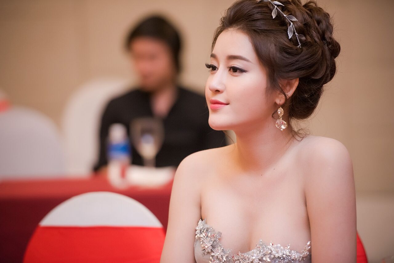 Kỳ Duyên, Ngọc Hân, Huyền My, Tú Anh