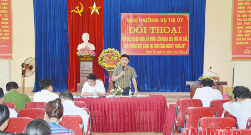 Chủ trì buổi đối thoại