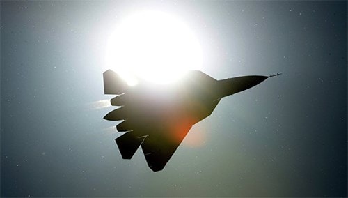 Các nguyên mẫu T-50 thuộc chương trình PAK FA tham gia bay thử nghiệm.