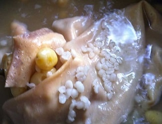 nhung-mon-an-ngan-ngua-va-dieu-trixuat-tinh-som