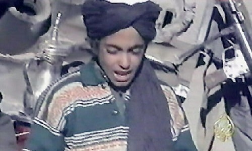 Hamza bin Laden năm 2001. Ảnh: Reuters.