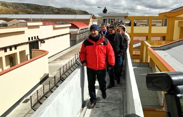 Bộ trưởng Bộ Nội vụ Peru Jose Luis Perez Guadalupe tại lễ khánh thành nhà tù. Ảnh: Bộ Nội vụ Peru.