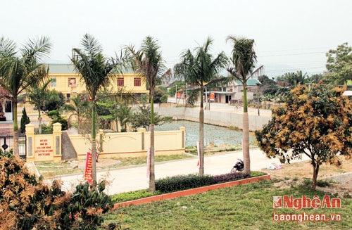 Khuôn viên xanh, sạch, đẹp tại trụ sở UBND xã Nghi Mỹ, Nghi Lộc