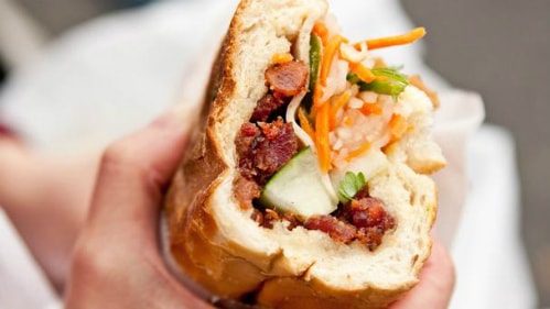 gia-vi-va-rau-thom-viet-duoc-ca-ngoi-tren-bao-nuoc-ngoai-2
