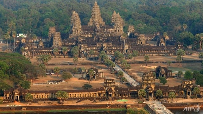 Khu đền Angkor với diện tích khổng lồ thu hút hàng triệu khách tham quan mỗi năm. Ảnh: Channelnewsasia.