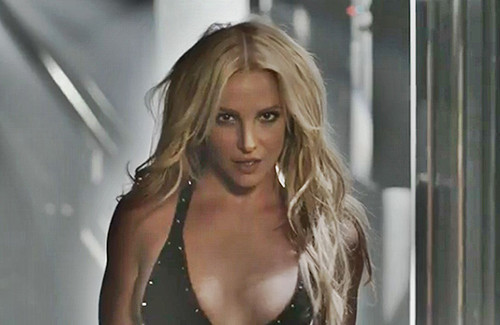 britney-spears-khoe-than-hinh-trong-ca-khuc-moi