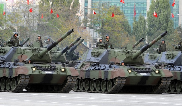 Lục quân Thổ Nhĩ Kỳ có khoảng 397 xe tăng chiến đấu chủ lực Leopard 1, 354 Leopard 2 mua từ Đức, 758 xe tăng M48 Patton, 932 M60 Patton mua từ Mỹ. Ảnh: Getty