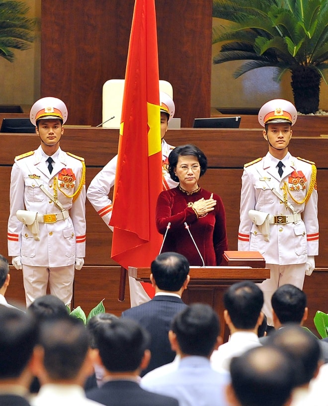 Bà Nguyễn Thị Kim Ngân tuyên thệ nhậm chức Chủ tịch Quốc hội khóa 14 sáng 22/7.