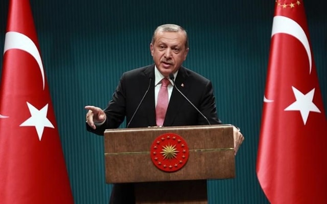 Tổng thống Recep Tayyip Erdogan ban bố tình trạng khẩn cấp tại Thổ Nhĩ Kỳ. Ảnh: AFP.