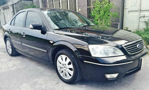 nhung-mau-xe-cu-gia-300-trieu-nen-mua