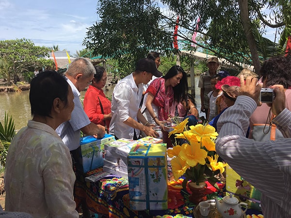 xay-cau-tu-thien-cong-vinh-thuy-tien-van-bi-che-trach-4