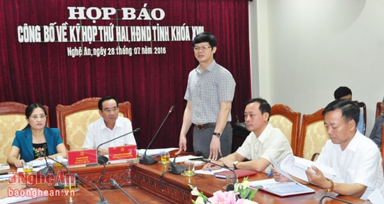 Đồng chí Lê Xuân Đại - Ủy viên Ban Thường vụ Tỉnh ủy, Phó Chủ tịch UBND tỉnh cho rằng, kỳ họp này, UBND tỉnh sẽ chỉ đạo lãnh đạo các sở, ngành tham dự kỳ họp để tiếp thu, giải trình các nội dung liên quan đến tình hình thực hiện kinh tế - xã hội 6 tháng đầu năm 2016 cũng như các tờ trình và dự thảo nghị quyết
