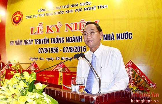 Thứ trưởng Bộ Tài chính Nguyễn Hữu Chí phát biểu tại buổi lễ.