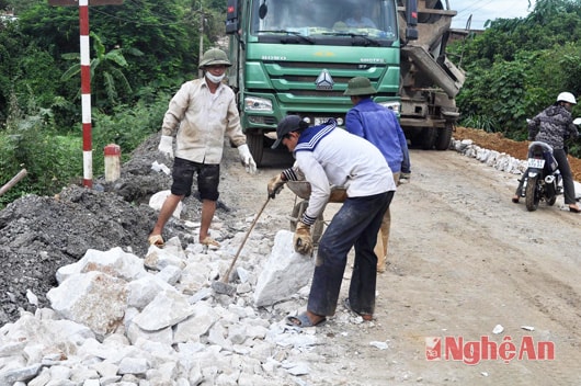 Thi công đường tỉnh lộ 531 đoạn qua Nghĩa Lâm, Nghĩa Đàn, ảnh minh họa, Hoàng Vĩnh