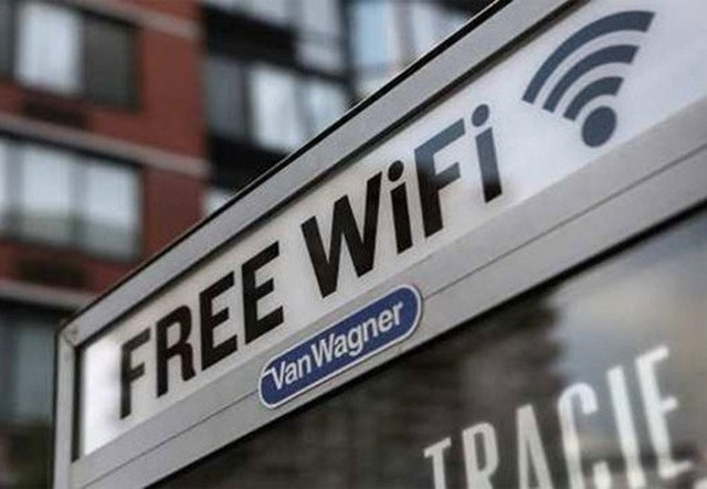 Sử dụng Wi-Fi công cộng tiềm ẩn một số rủi ro bảo mật nếu bạn không đề phòng.