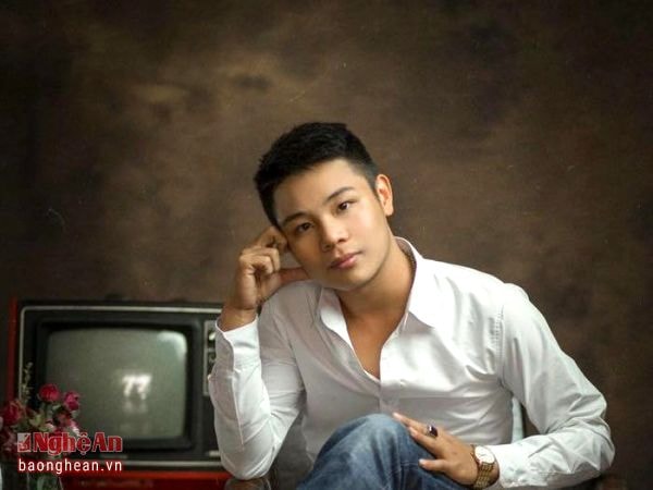 Chân dung nam sinh viên giúp nhiều sinh viên có thu nhập ổn định Nguyễn Văn Tài