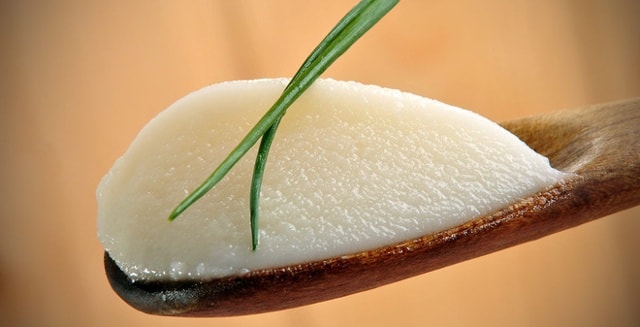 Mỡ lợn có nhiều chất béo, lượng calo khá cao, chỉ nên ăn một lượng vừa phải