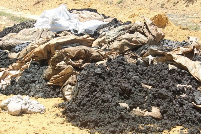 Mẫu bùn thải của Formosa có một số mẫu có chứa thông số cyanide (CN-) vượt ngưỡng chất thải nguy hại.