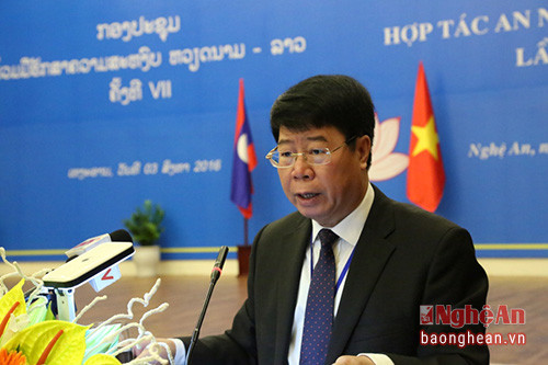 Thượng tướng Bùi Văn Nam, Ủy viên Trung ương Đảng, Thứ trưởng Bộ Công an khai mạc Hội nghị.