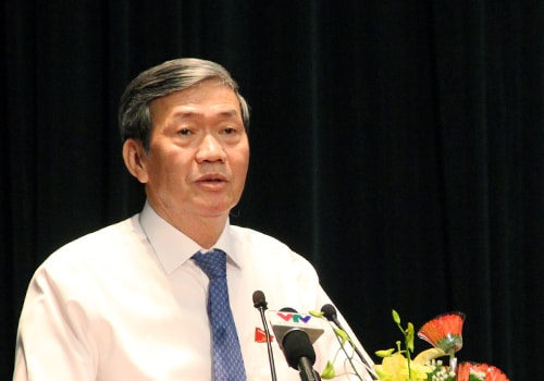 Thường trực Ban bí thư Đinh Thế Huynh tại cuộc tiếp xúc cử tri thành phố Đà Nẵng sáng 4/8. Ảnh: N.Đ.