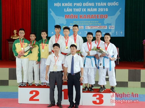 Đội Kata THCS Nghệ An đã 