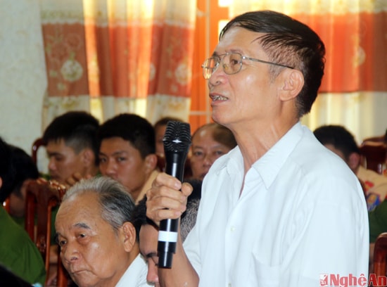 Cư tri Nguyễn Bá Tỵ phản ánh nhiều bức xúc với đại biểu quốc hội.