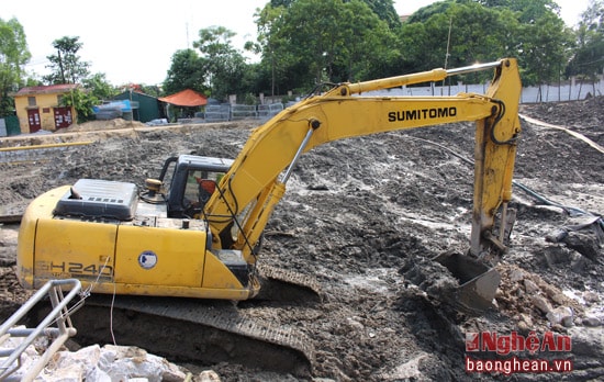 Thi công dự án hào thành cổ Vinh, ảnh minh họa ( Trân Châu)