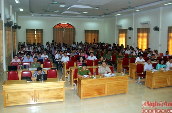 Toàn cảnh hội nghị