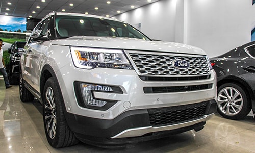 ford-explorer-platinum-2016-suv-kieu-my-cho-khach-viet