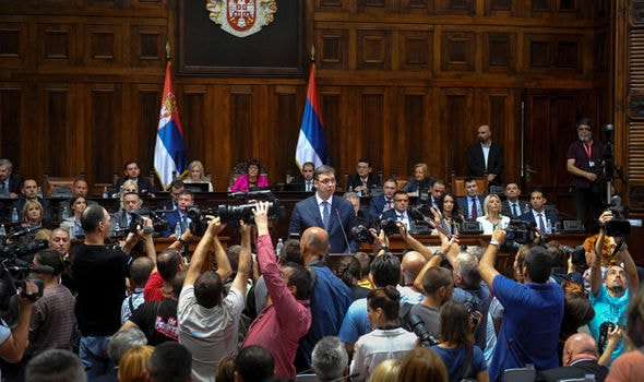 Bất chấp Liên minh châu Âu đang phải đối mặt với nhiều vấn đề, Thủ tướng Serbia khẳng định sẽ sớm gia nhập Liên minh châu Âu EU.  Ảnh: Internet.