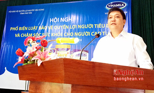 Ông Nguyễn Kim Trung- Giám đốc Kinh Doanh miền Trung 1 phát biểu tại hội thảo ở Phú Yên