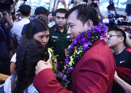 hoang-xuan-vinh-cuoc-song-sau-thanh-cong-olympic-van-the