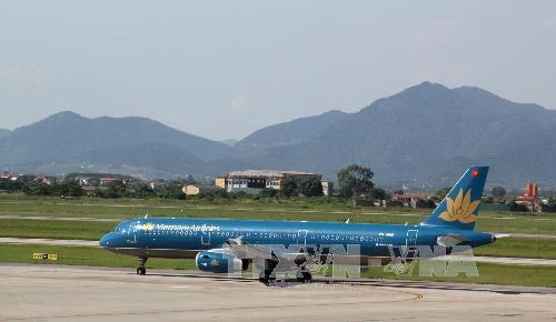 Máy bay của Vietnam Airline tại sân bay quốc tế Nội Bài (Hà Nội). Ảnh: TTXVN