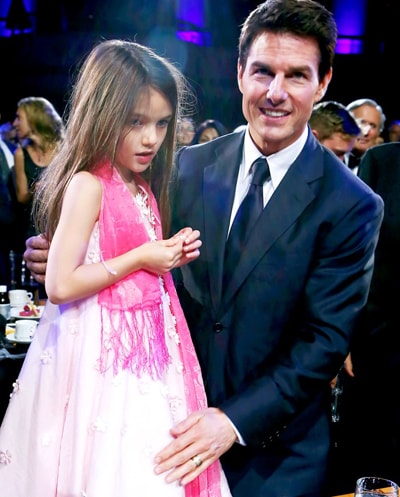 gia-dinh-tom-cruise-noi-tai-tu-cat-dut-quan-he-voi-suri