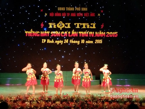 Hội thi tiếng hát sơn ca tại Nhà văn hóa thiếu nhi Việt- Đức