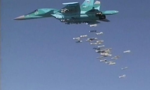 Máy bay ném bom Su-34 Nga tiêu diệt phiến quân IS ở Syria. Ảnh: Reuters.