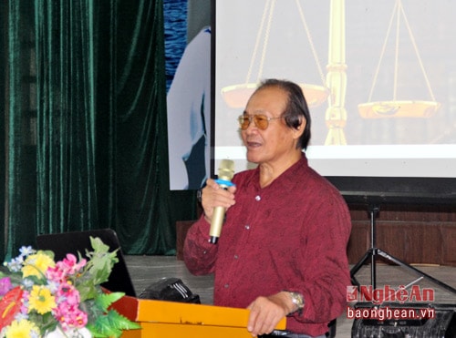 Tiến sỹ Trần Công Trục
