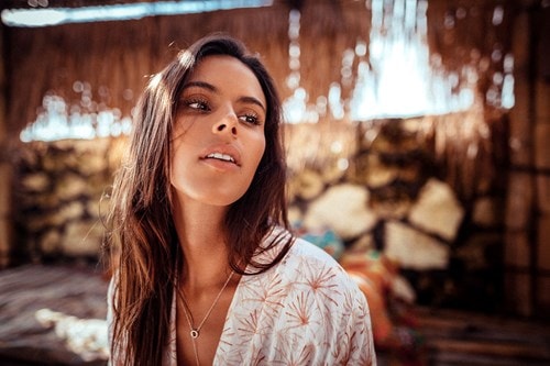 Mê mẩn vẻ đẹp Brazil đầy hoang dại của Karla Pires - ảnh 9